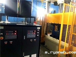 冷热油切换模温机的优点？「必威app精装版苹果版下载安装教程机械」从碳纤维模压成型说起