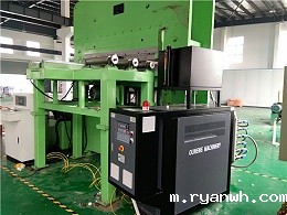 橡胶硫化机专用油温机的特点