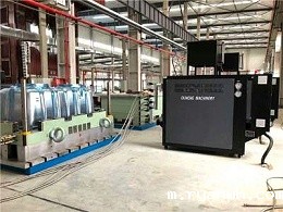 SMC模压制品模具加热，选择「必威app精装版苹果版下载安装教程机械」油温机