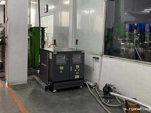 锂电混和油温机2