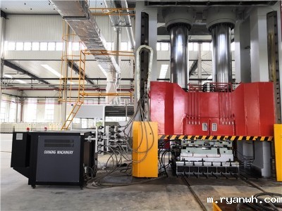 SMC玻璃钢复合材料控温，油温机一步搞定