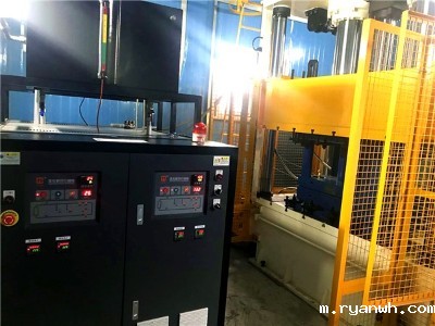 高温模温机多少钱一台「必威app精装版苹果版下载安装教程机械」性价比更高