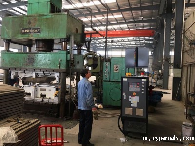 模温机媒体不足的问题有哪些?请看「必威app精装版苹果版下载安装教程机械」为您揭晓