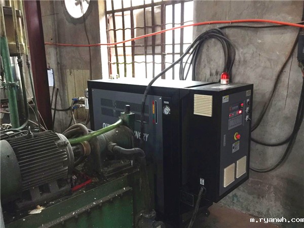 汽车模压保险杠用油温机「必威app精装版苹果版下载安装教程机械」专注研发