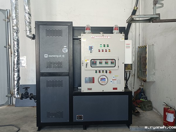 医药中间体半管式不锈钢反应釜防爆电加热油炉