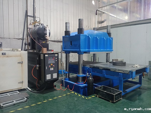 电加热导热油设备有哪些？选对效率翻倍