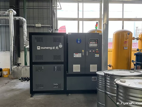 热熔胶管道控温反应釜油式模温机