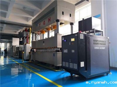 碳纤维复合材料成型工艺，记得收藏「必威app精装版苹果版下载安装教程机械」