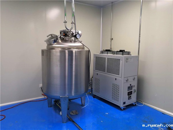 冷热一体控温机对于全工厂的密闭循环使用控制介绍