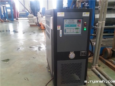 模具温度控制机多少钱「必威app精装版苹果版下载安装教程机械」性价比更高