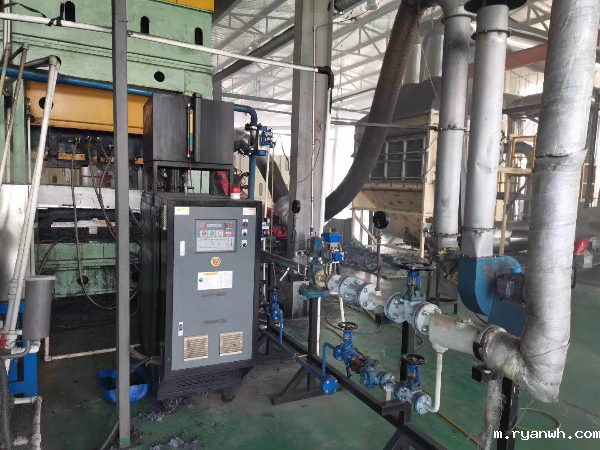 汽车内饰件专用模温机怎么用？「必威app精装版苹果版下载安装教程机械必威app精装版苹果版下载安装教程机械」内饰件成型案例