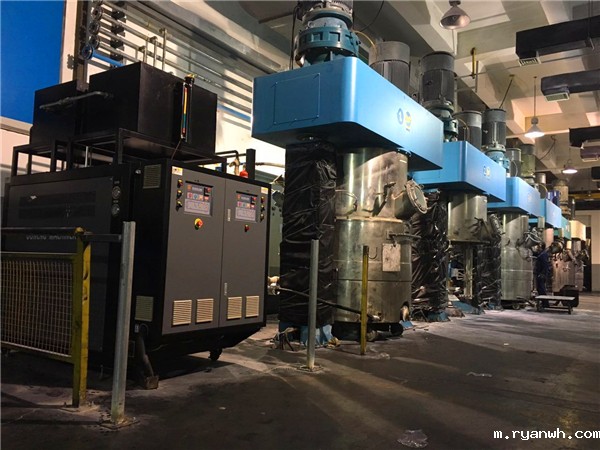 冷热一体机来实现搪瓷搅拌罐控温