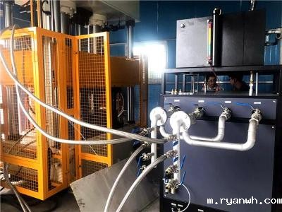 RTM成型工艺合模与注胶过程「必威app精装版苹果版下载安装教程机械」