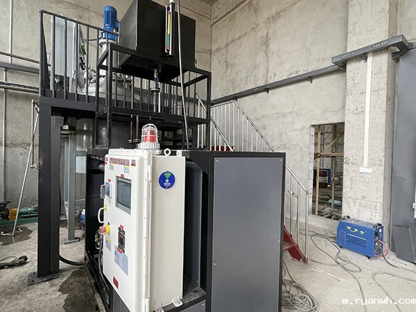 新型膜材料反应釜防爆模温机